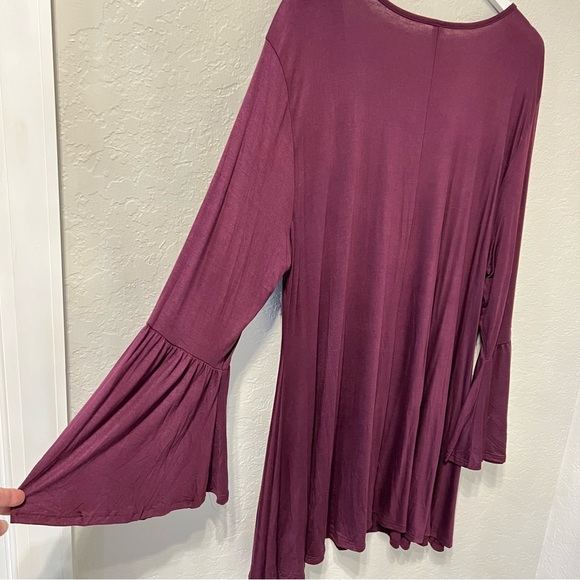 24Seven Apparel | Burgundy Bell Sleeve Tunic - Picture 6 of 10